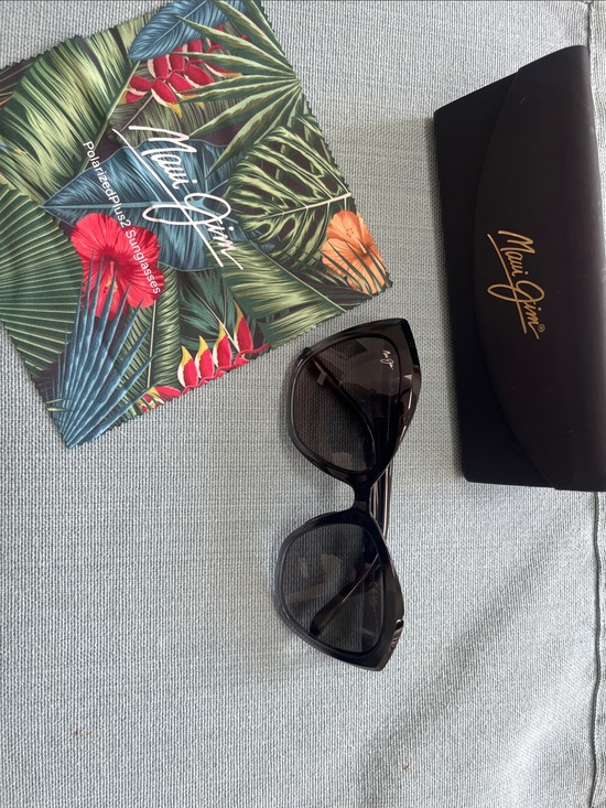 NEW Maui Jim Women’s Lotus Gloss Black Fade Cat Eye Sunglasses w/Case & cloth main image 7